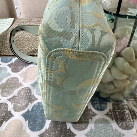 Coach 10379 Signature Light Blue Jacquard Hobo Bag – Excellent Condition - Picture 14 of 16